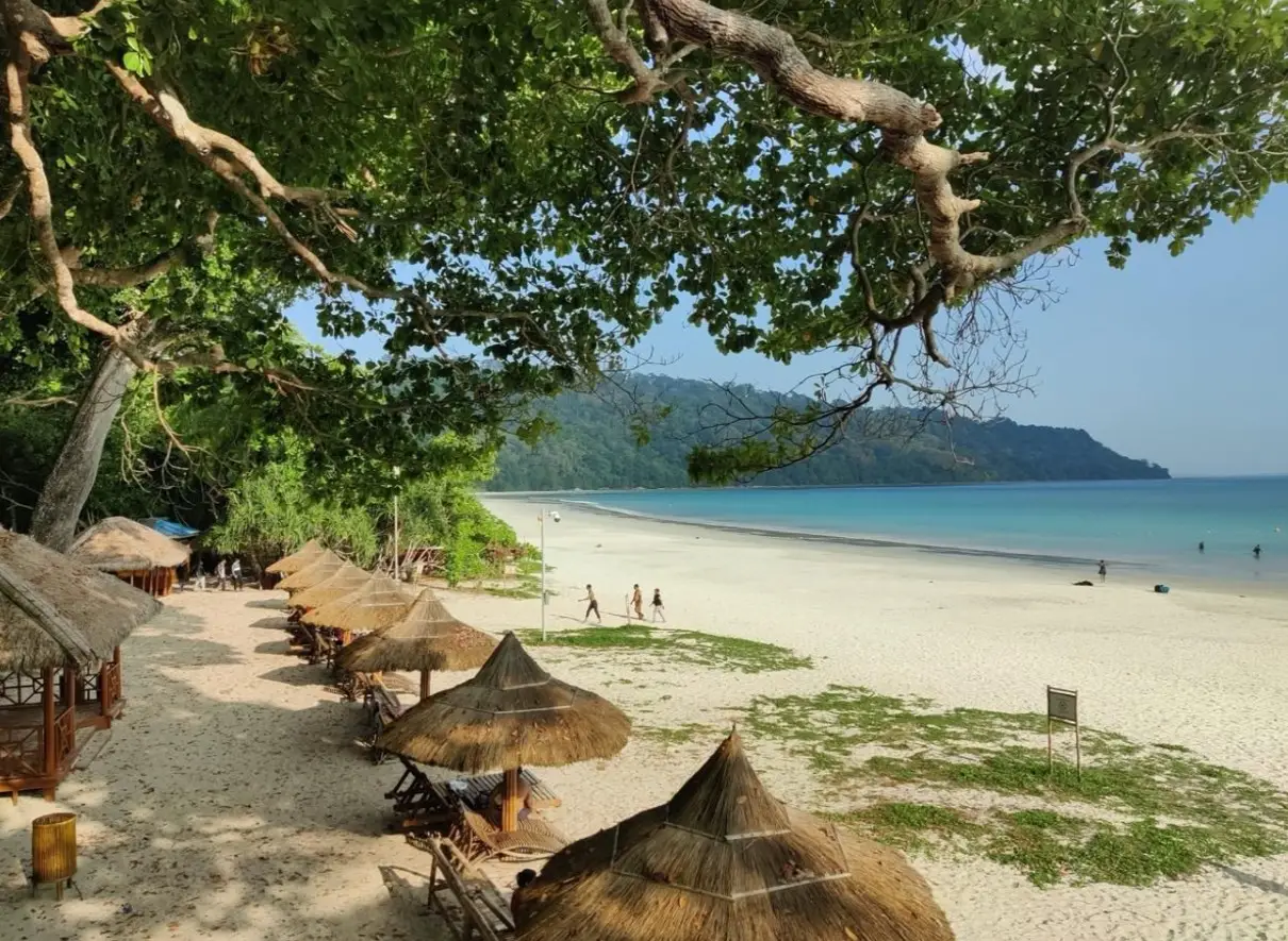 radhanagar beach1